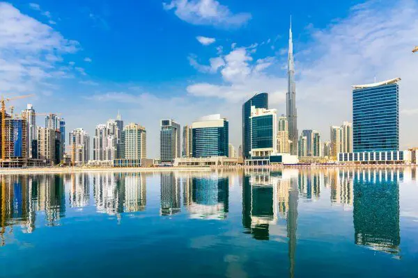 dubai-shipping-guide
